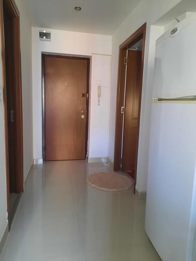 Appartement Eva Studio à Bucarest Extérieur photo